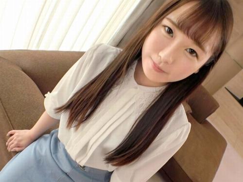 19歳のむっつり美少女が四つん這いでデカ尻突き出しバック突きに(*´Д`)ﾊｧﾊｧ