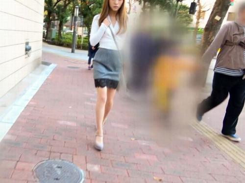 【三十路】ダンサーをしてるだけあって超スレンダーボディ＆美乳は極上品⇒美熟女とたっぷりSEXを堪能しちゃうよｗ