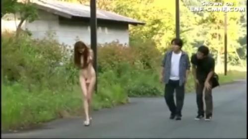 一ノ瀬アメリの野外露出！恥ずかし過ぎる姿を撮影されてオナニーさせられる！