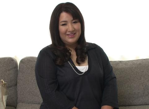 ≪浜里不二子≫五十路を前にしたぽっちゃり美熟女は他人の肉棒欲しさに欲情しまくる…。