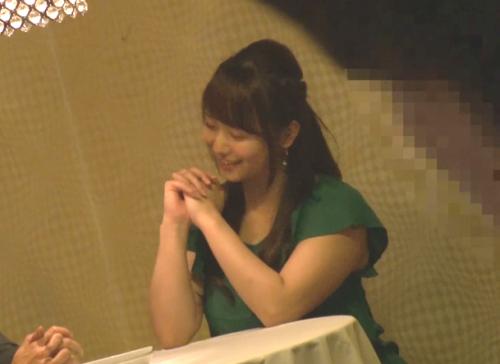 ［白石茉莉奈］出産後の人妻のカラダは触れると濡れまくる淫らな身体…旦那の居ない時に他人の肉棒ハメまくる淫乱妻…。