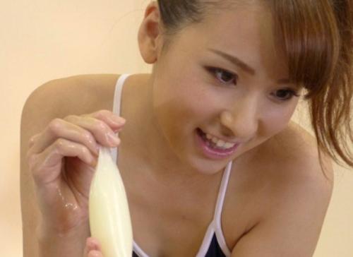 <大場ゆい>早漏男を犯しまくって抜きまくるハーレム乱交ドピュドピュ連続発射で絶頂！