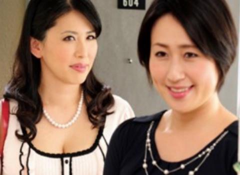 ≪熟女 レズ≫日常の昼下がり愛欲と肉欲　四十路熟女の美しい百合の世界 …。