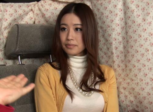 人妻をナンパして車内でさんざん弄っると再びホテルに現れ本気のSEXで快楽堕ちw