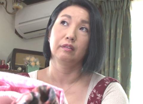 ≪石井麻奈美≫「いやんダメよ…！！」と、慌てて諭す母の話は聞かずに息子は揉み続け後戻り出来なくなった…。