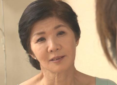 （嫁の母）還暦前というのに義母のカラダから放たれる魅力に娘婿は悶々としながら肉棒は理性を無くしていく…。
