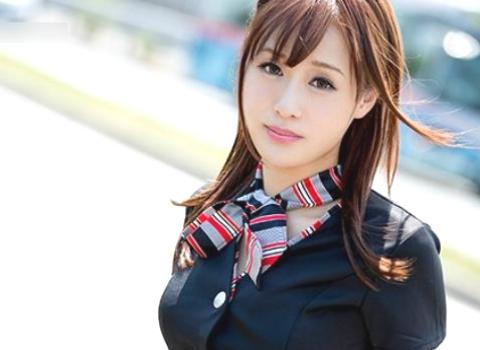 （CA）インターナショナルのっ美脚キャビンアテンダントが肉棒を弄りまくるwww