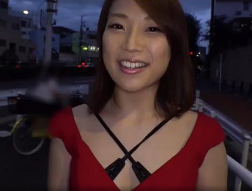 <八乃つばさ>自称世界一のじゅぼじゅぼ絶品フェラに我慢できれば生中だしSEXのご褒美！