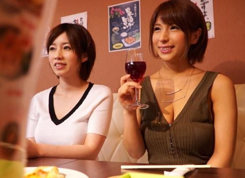 <相席居酒屋>ナンパされたお姉さんはリーマン男の口説きのテクニックにはまり女体を弄られ感じまくりSEXに落ちる…