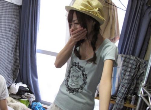 <希志あいの>AⅤ女優が密室ハメ撮り！舐めたファンを抜くだけ抜いて放置プレイw