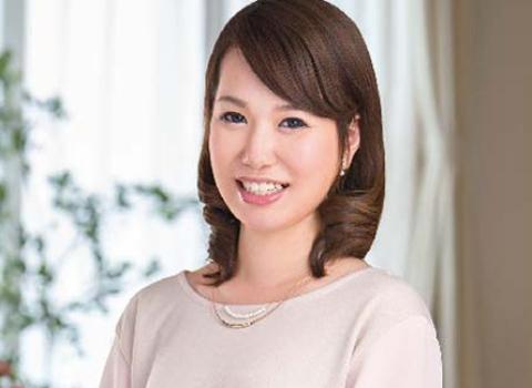 （小倉沙織）三十路の欲求不満の人妻は旦那との週末限定SEXでは疼きが治まらず他人の肉棒求めやって来たw