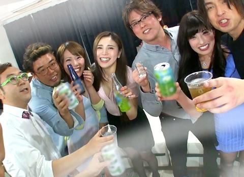 （看護師）女だって酒に酔ったらエロくなってセックスしたくなるに決まってる！ナースを酔わせてそのまま肉棒ハメちゃえw