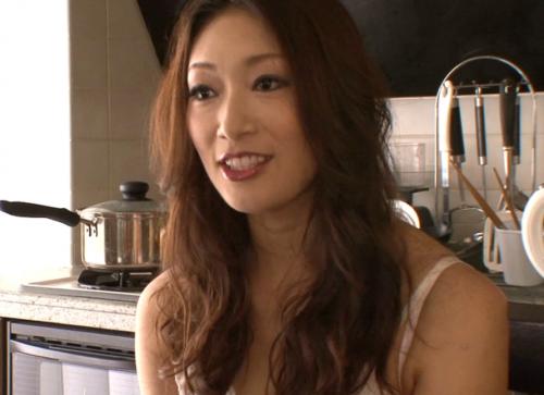 <小早川怜子>魅惑の人妻をねちっこく愛撫しながら快楽に落しイカセまくる…人妻の積極的なSEXはスゴすぎる…