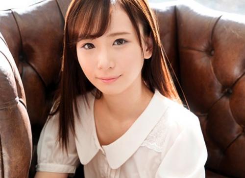 透明感が魅力的な上京したばかりの現役女子大生美少女が男のチンポに染まっていく…