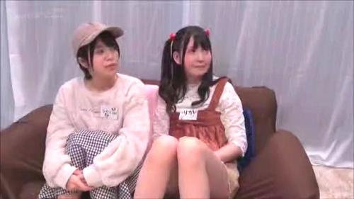 【 女子大生】 マジックミラー号に素人女子大生が乗車！100の質問に集中している間にいきなりデカチンを即ハメ！初めは・・・