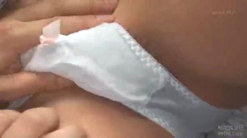【 巨乳】 死に耐える女であったが隙を見て逃走！まと・・・