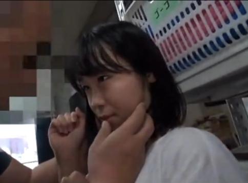 【面接】素人感全開の女の子をハゲオヤジがねっとりSEX