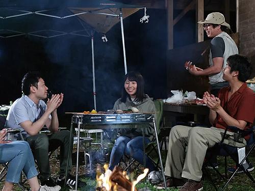 些細な夫婦喧嘩から始まった夫婦交換キャンプ！旦那とは比べものにならない絶倫のデカチンに溺れていく巨乳人妻