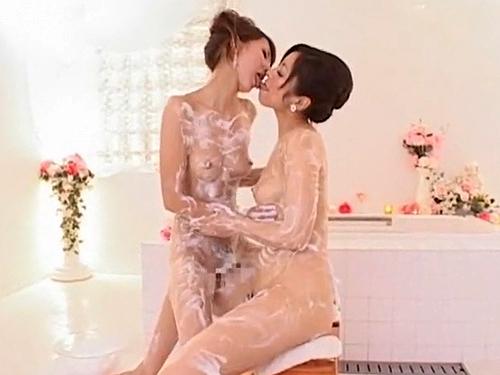 【レズソープ】いっぱい気持ちよくなってください♡泡でボディ洗い＆レズクンニでイカせ合い