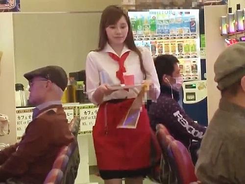 【レイプ】パチンカスがコーヒーレディを付け狙い手マンで失禁させ中出しで犯してストレス発散