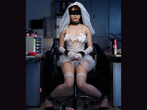 「お願いイカせて…」職場のマドンナを拘束し結婚すると言うまで寸止め＆中出しレイプするサイコパス