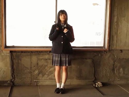 放課後に彼氏と廃墟で待ち合わせをしてSEXをする美少女JKが興奮してマン汁ダダ洩れ