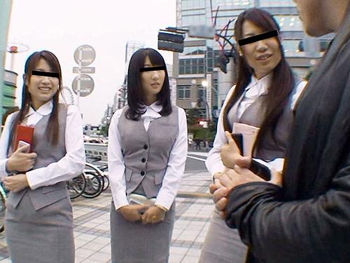 【OLナンパ】仕事帰りの蒸れたパンスト破ってマンコ舐めてスーツ着たまま立ちバック