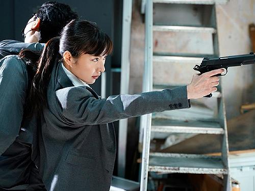 女捜査官を拘束し違法SEXドラッグでガンギマリにさせ中出しで輪姦し続けぶっ壊す半グレ