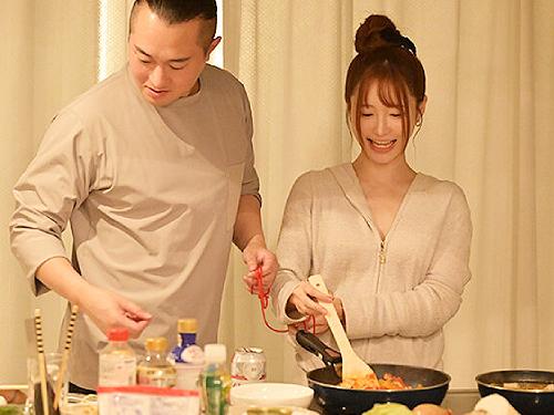 1メートルの距離感で赤い糸に結ばれて天使もえが男優と旅行！イチャイチャ朝まで本気SEX