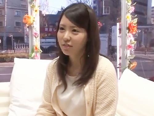 【MM号】拘束電マに耐えたら賞金！が…乳首とクリに同時にあてると早々にサイレントイキしまくる敏感美少女