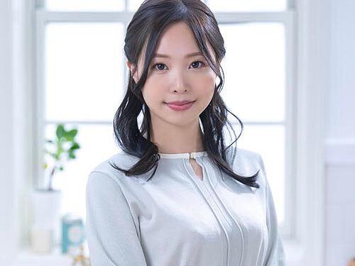 旦那が一生懸命に仕事している時間帯に刺激が欲しいからとAV出演し3Pでイキまくる三十路人妻