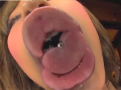※本当は可愛いよｗ※舌ピアスのバカギャルがＭ男をフェラ抜き！唾液ヨダレローションで口内射精！金髪ナースが変態痴女フェラ