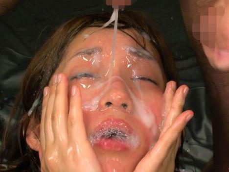 すっぴんで精子かけられまくってもうおかしくなってますｗ童顔のロリ美少女が精子大量ぶっかけ！妹系フェラ調教【大沢美加】