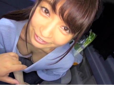 ※人妻ナンパで超美人ゲットぉぉ！※ロリ若妻がドＭで感じやすい敏感なので汗だくでイキまくるの最高に抜ける【新山沙弥】