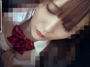 ギャルJKを電車でリアル痴漢盗撮！　電車の中で手マンするヤバいやつ個人撮影