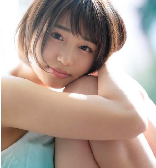 【唯井まひろ】透明感あふれるお嬢様がデビュー！男優の濃厚なセックスに腰振りが止められないｗｗｗｗ