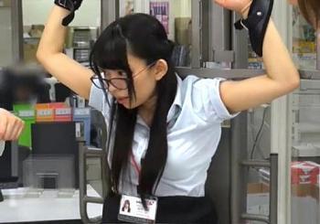 SOD女子社員で拘束バイブ実験ｗ黒髪メガネOLが固定バイブで何度もイかされ失禁してしまう映像ｗ