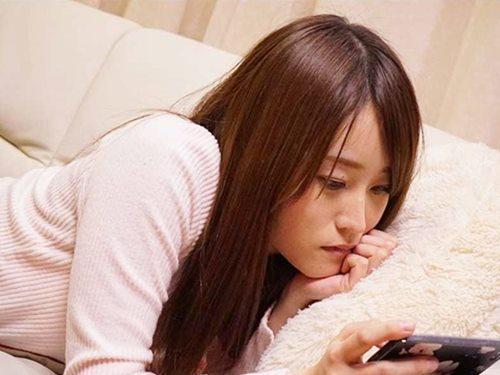 姉レイプ近親相姦盗撮映像『中はダメぇ!!』ミニスカ美人姉を酔わせて強引に立ちバックで生挿入中出しする弟。