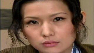 【ヘンリー塚本】美人作家に変態整体師の魔の手が！舌でマンコをマッサージ！これも仕事です♡