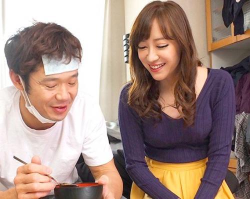 ＝熟女＝ある日、高熱で寝込む僕を心配して母の妹である叔母さんが看病に来てくれた。