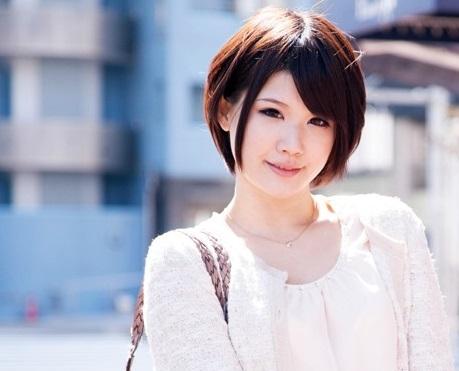 【素人】「ナカでも良いですよ･･･♡」今が性欲のピーク、絶頂期をむかえている欲しがり妻と中出しセックス！