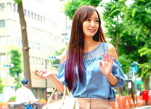 【素人】超美系の巨乳セレブ妻に中出し！欲求不満なイキまくりな奥様が本気でSEX！