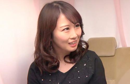 【素人】旦那以外の男と初めてヤル背徳感で興奮し、なりふり構わずイキまくる！羞恥心の限界を超えたとき本能で快楽を貪る淫妻になる！