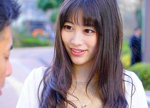 【素人ナンパ】「…ナンパなんて久しぶり…♡」見た目とは裏腹に首を絞められ激しいセックスで感じまくる変態セレブ妻。