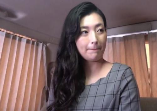 【人妻ナンパ】男を立てるセレブ妻は下半身も立ててくれるｗｗ！ファーストクラス絶品妻ナンパ生中出し！！