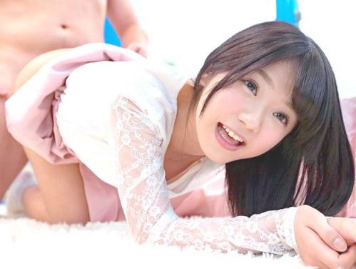 【素人】「ちょっと…まって…」突然デカチンを即ハメ！恥じらいつつも連続ピストンでオマ○コぐちょ濡れ大絶頂！おまけに大洪水！