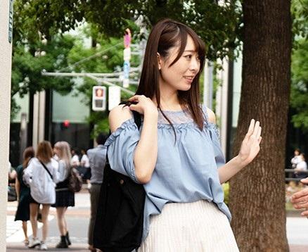 【素人】美人だしスタイルいいし超エロいです！やっぱりエロくない女は考えて断られますがエロい人妻は動物的だからその日に落ちます！