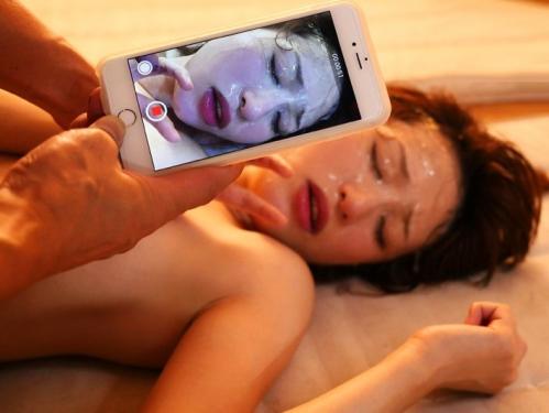 【天使もえ】女教師レイプ！先生の白い肌とオンナの匂いに生徒達の性欲が暴走する。恥辱の教室！