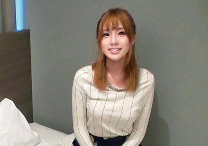 【素人】清楚ビッチっぽい感じの最高ルックス美少女が童貞君の筆おろし！