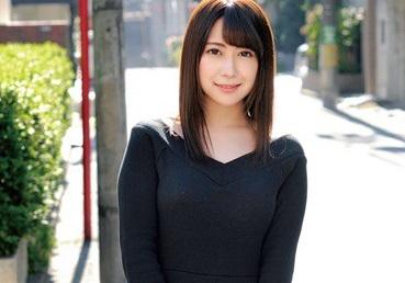 【素人】「私失敗しないので」的な圧倒的な大人感も裸になれば一人のオンナw高速ピストンでデカチンを膣奥から押し返すほどマン汁ぶっしゃぁ！w